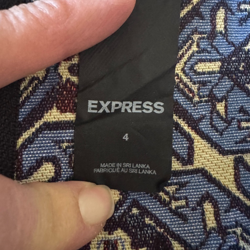 Express Geometric Pattern Mini skirt - Picture 6 of 6